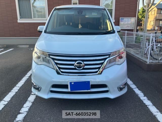 Nissan SERENA 2015-11 8132323-1