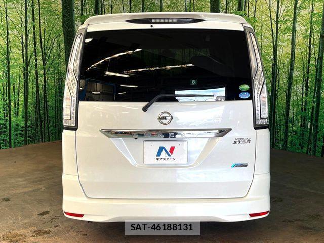 Nissan SERENA 2014-01 8132322-17