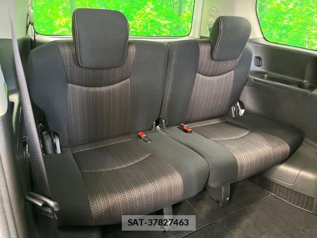 Nissan SERENA 2016-01 8132320-11
