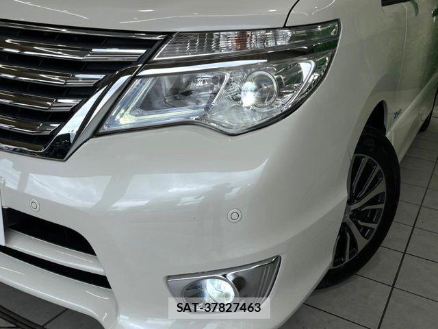 Nissan SERENA 2016-01 8132320-14