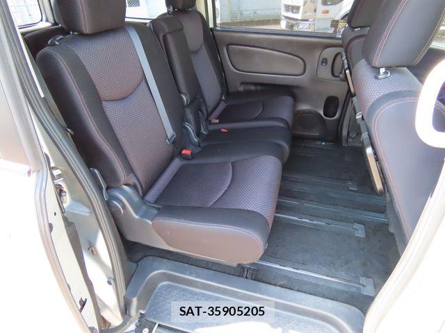 Nissan SERENA 2013-09 8132337-19