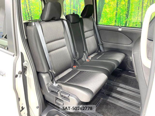 Nissan SERENA 2019-10 8132295-9