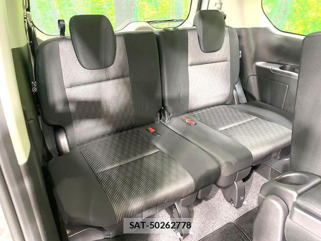 Nissan SERENA 2019-10 8132295-10