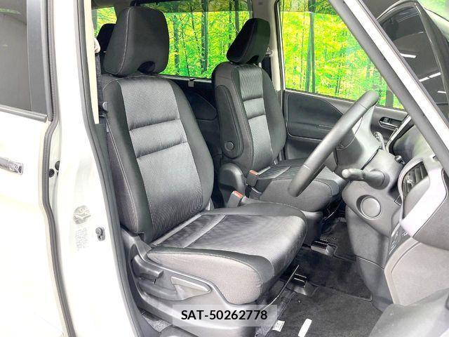 Nissan SERENA 2019-10 8132295-8