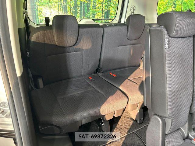 Nissan SERENA 2018-11 8132315-9