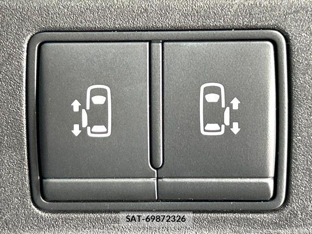 Nissan SERENA 2018-11 8132315-5