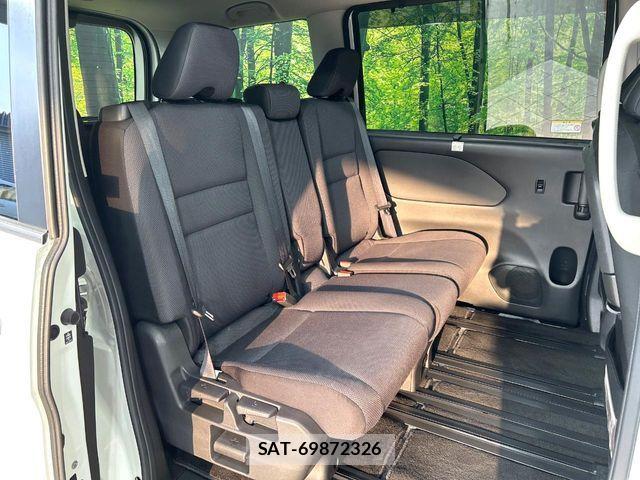 Nissan SERENA 2018-11 8132315-8