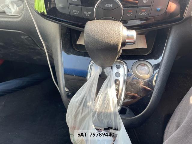Nissan SERENA 2016-04 8132330-22