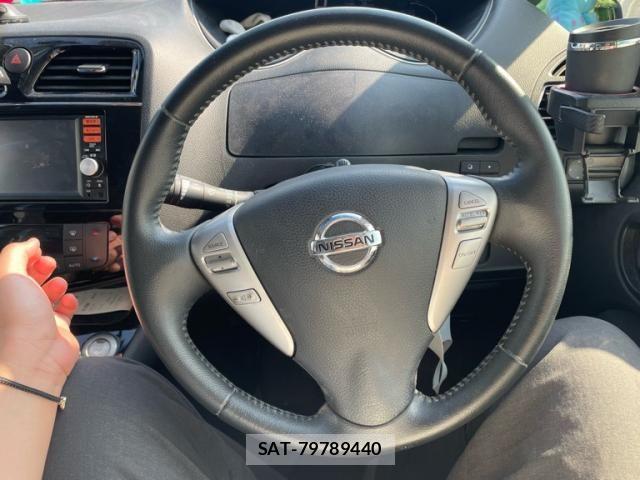 Nissan SERENA 2016-04 8132330-23