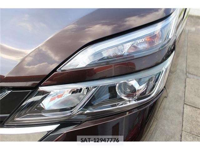 Nissan SERENA 2017-03 8132306-15