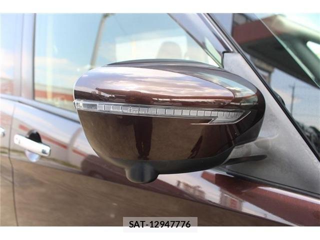 Nissan SERENA 2017-03 8132306-18