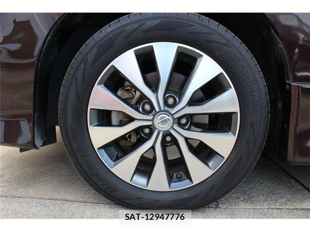 Nissan SERENA 2017-03 8132306-24