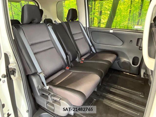 Nissan SERENA 2019-05 8132297-8