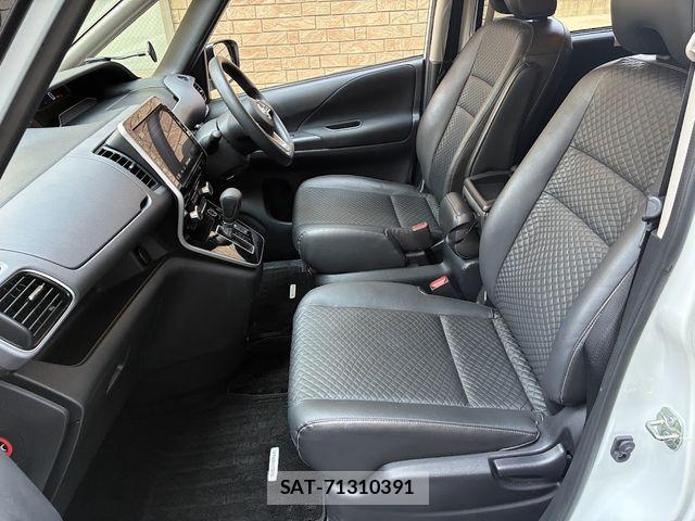 Nissan SERENA 2019-07 8132305-14