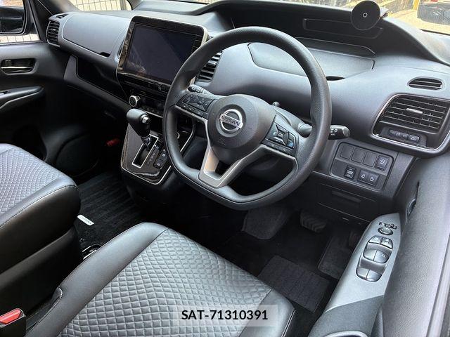 Nissan SERENA 2019-07 8132305-1