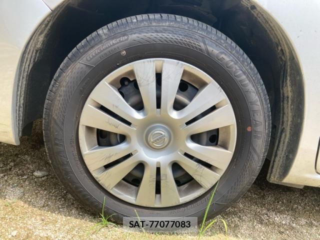 Nissan SERENA 2013-06 8132338-9