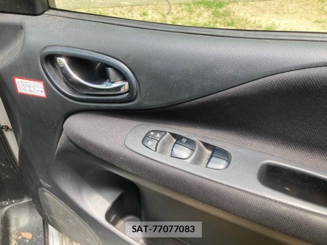 Nissan SERENA 2013-06 8132338-12