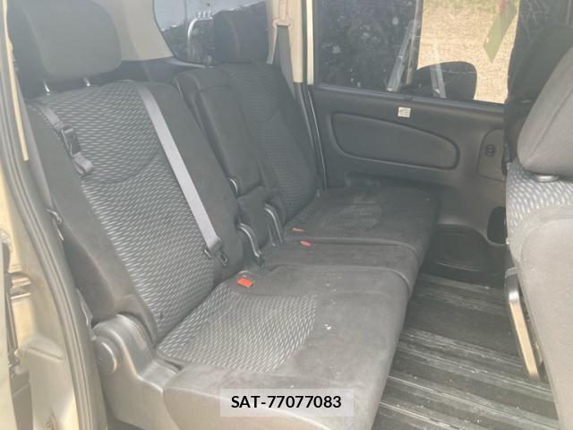 Nissan SERENA 2013-06 8132338-21