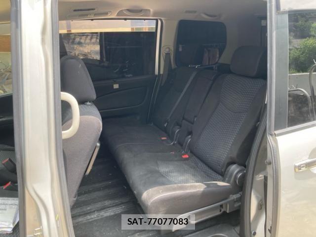 Nissan SERENA 2013-06 8132338-25