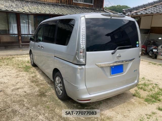 Nissan SERENA 2013-06 8132338-4
