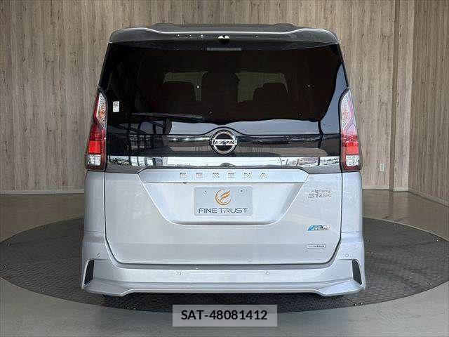 Nissan SERENA 2018-01 8132318-20