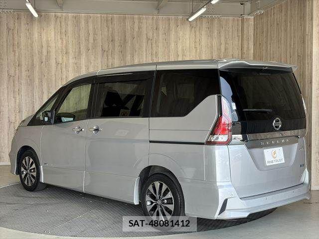 Nissan SERENA 2018-01 8132318-22