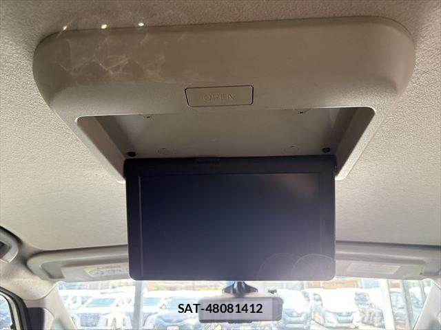 Nissan SERENA 2018-01 8132318-5
