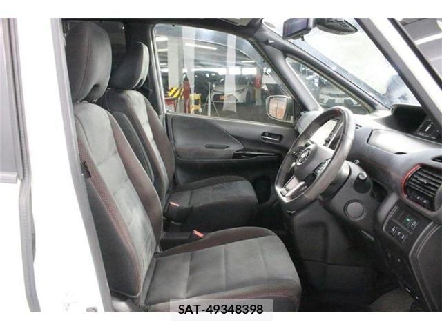 Nissan SERENA 2018-01 8146664-29