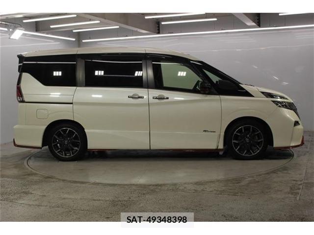 Nissan SERENA 2018-01 8146664-4