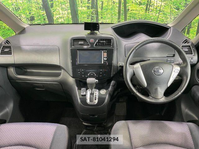 Nissan SERENA 2013-07 8146674-1