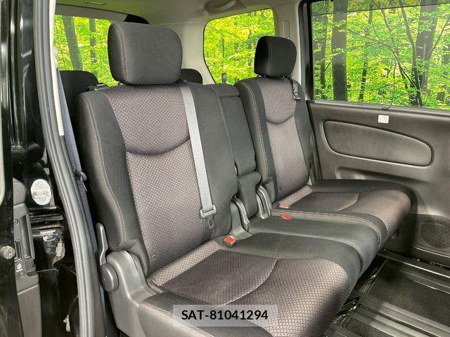 Nissan SERENA 2013-07 8146674-8