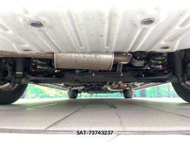 Nissan SERENA 2019-01 8159190-19