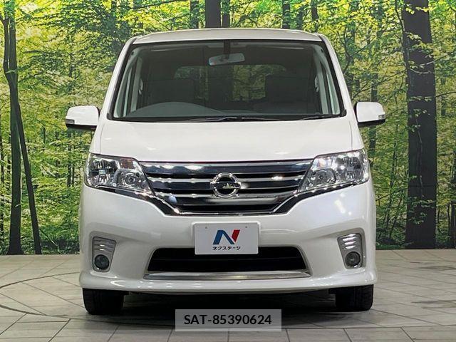 Nissan SERENA 2013-09 8210135-15