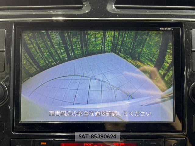 Nissan SERENA 2013-09 8210135-4