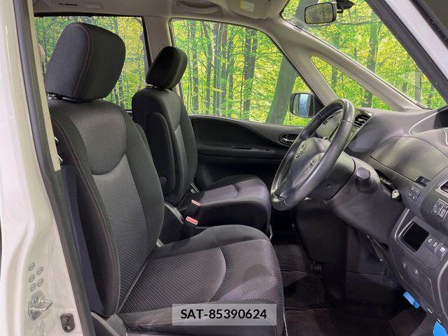Nissan SERENA 2013-09 8210135-8