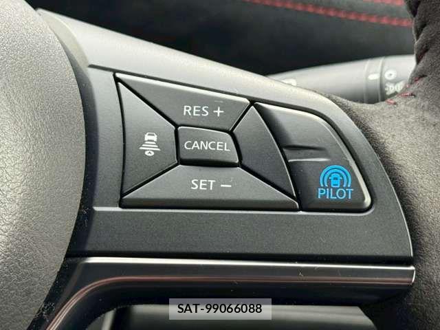 Nissan SERENA 2018-01 8210102-9
