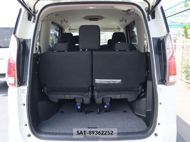 Nissan SERENA 2021-02 8210105-9