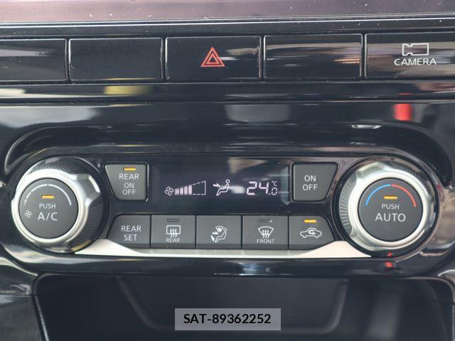 Nissan SERENA 2021-02 8210105-12