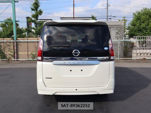 Nissan SERENA 2021-02 8210105-20