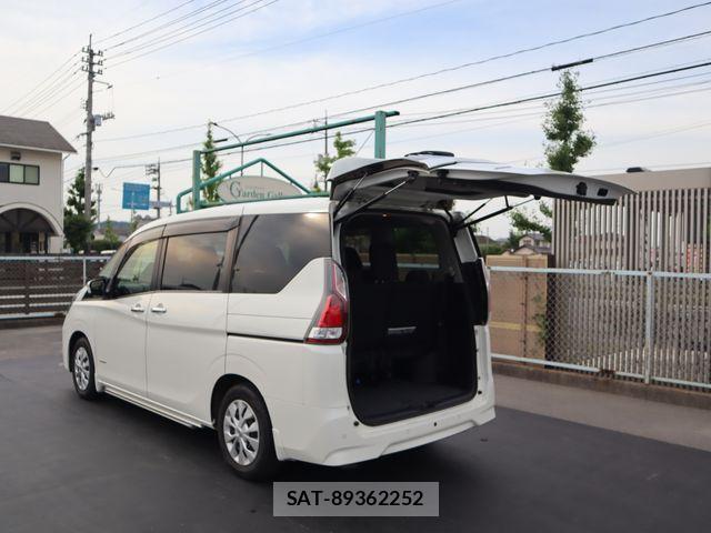 Nissan SERENA 2021-02 8210105-26