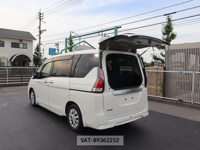 Nissan SERENA 2021-02 8210105-27