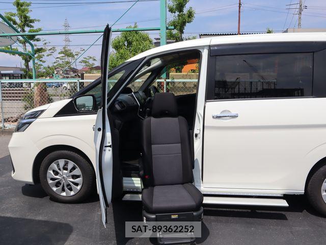 Nissan SERENA 2021-02 8210105-5