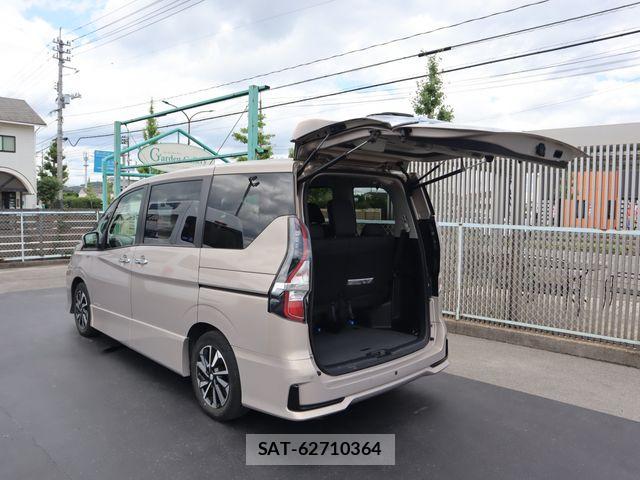 Nissan SERENA 2021-02 8210103-11