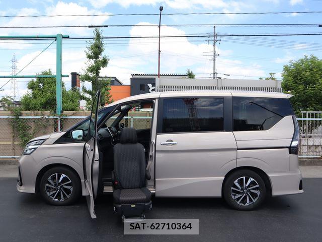 Nissan SERENA 2021-02 8210103-1