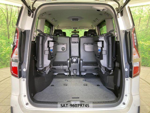 Nissan SERENA 2021-12 8210104-10