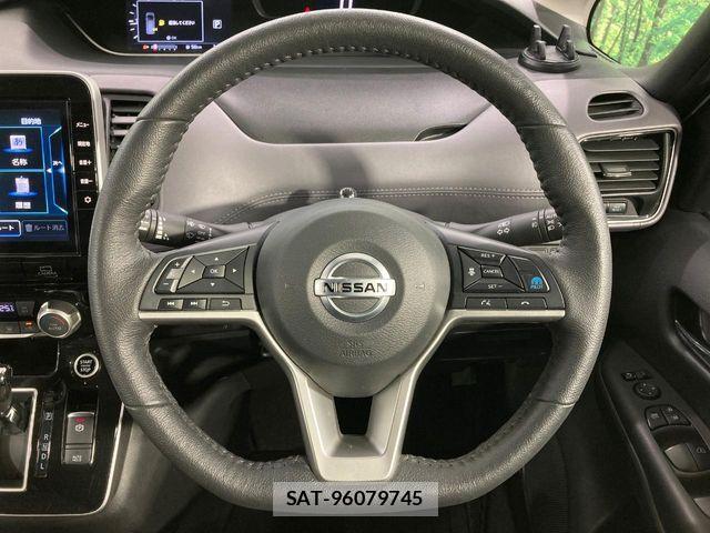 Nissan SERENA 2021-12 8210104-11