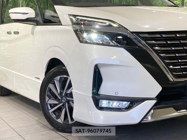 Nissan SERENA 2021-12 8210104-12