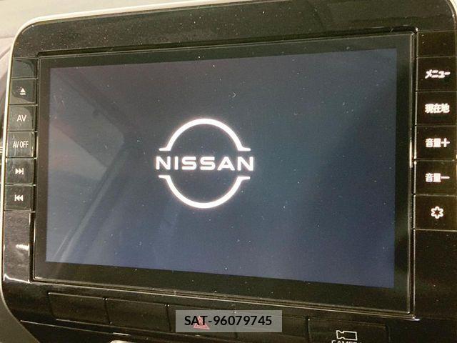 Nissan SERENA 2021-12 8210104-3