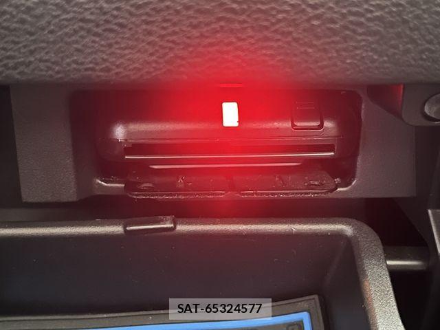 Nissan SERENA 2019-04 8210113-15