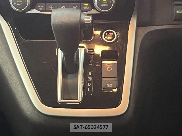 Nissan SERENA 2019-04 8210113-21
